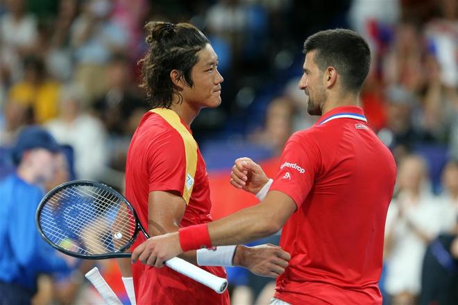 开云体育直播-阿斯顿马丁险胜红牛二队，周冠宇状态火热