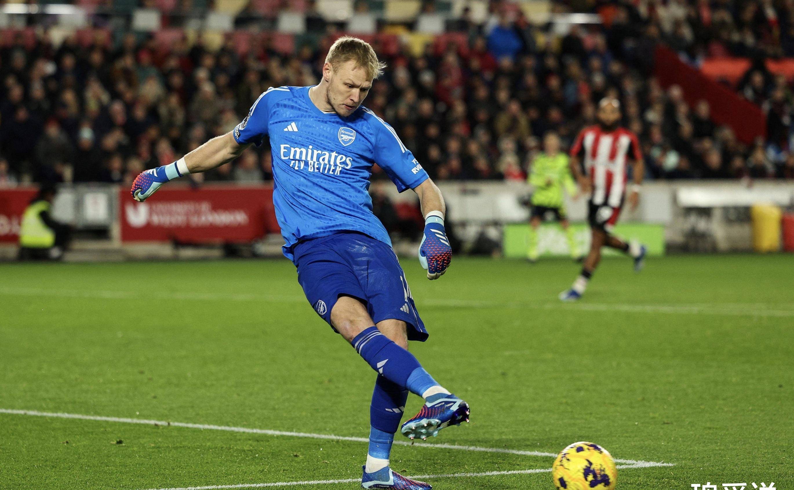 开云体育中国官网-南安普顿门将表现高光，力保球门不失