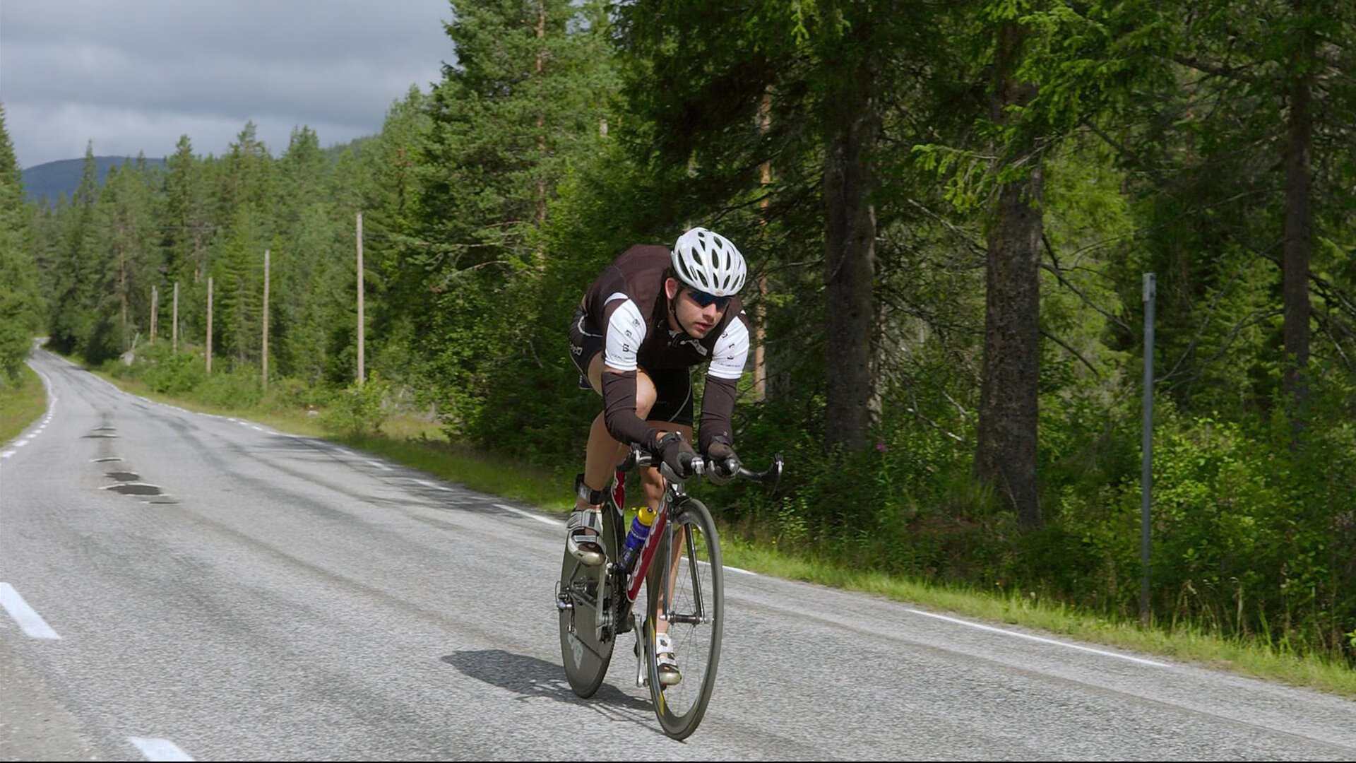 赛道上的绝对统治，汉密尔顿与索伯车队的双重碾压