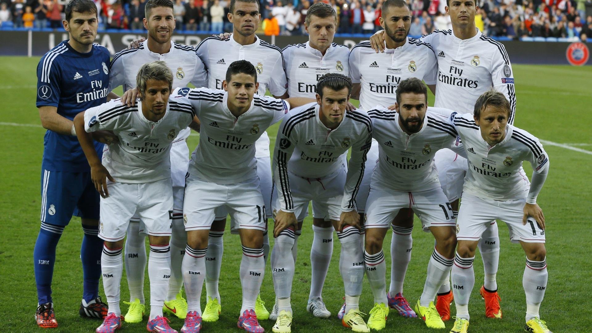 佩德里关键调度破红牛节奏，利物浦掌控力在莱比锡遭遇新命题